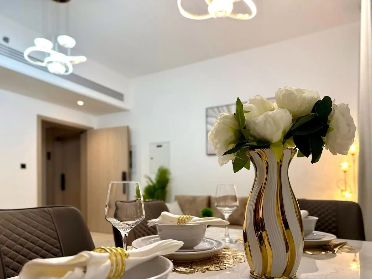 Brand New-Fully Furnished Elegant 1Br In Jvc Apartment Dubai 0*,